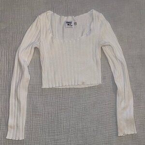 Princess Polly Cropped Long Sleeve (size 2)